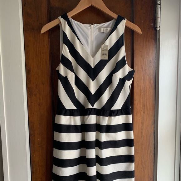 Loft Petite Dress - Picture 1 of 2